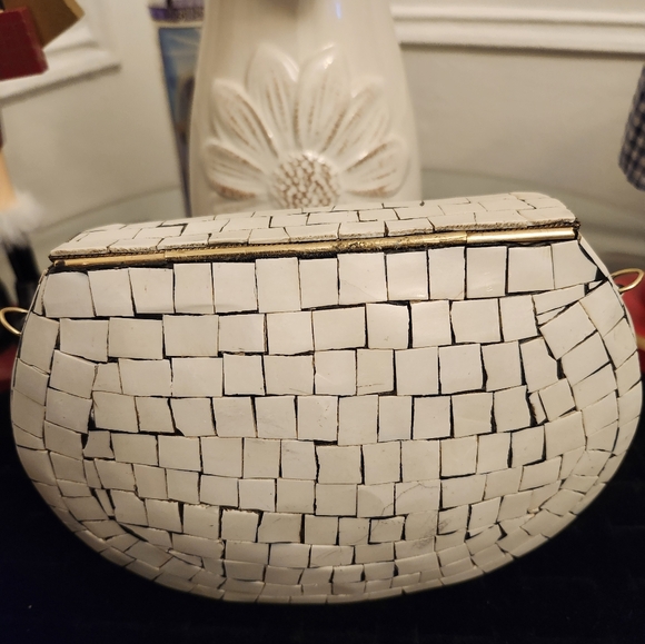 RAMLA  Handmade Mosaic  Bag. - Picture 4 of 10